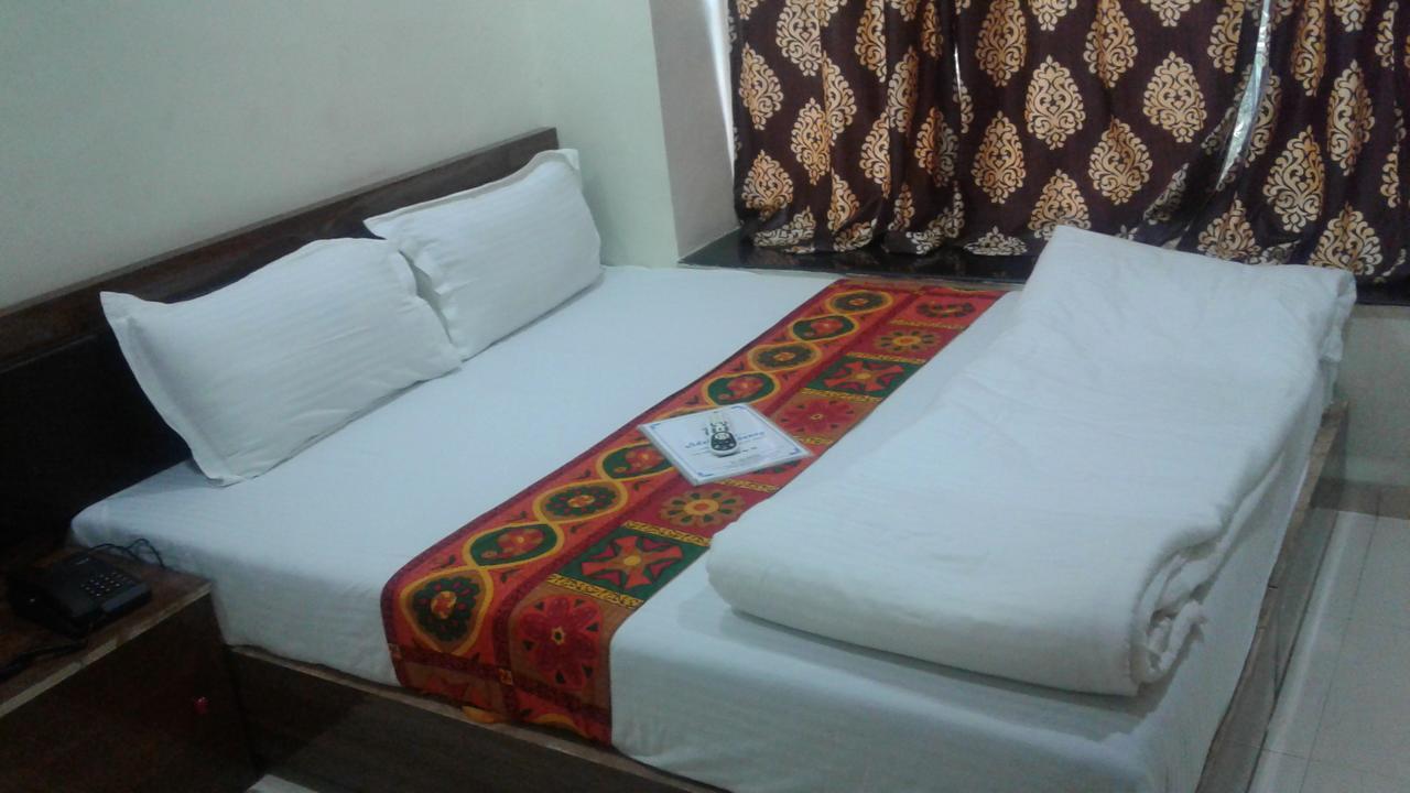 Akshara Residency Hotel Mumbai Exterior foto
