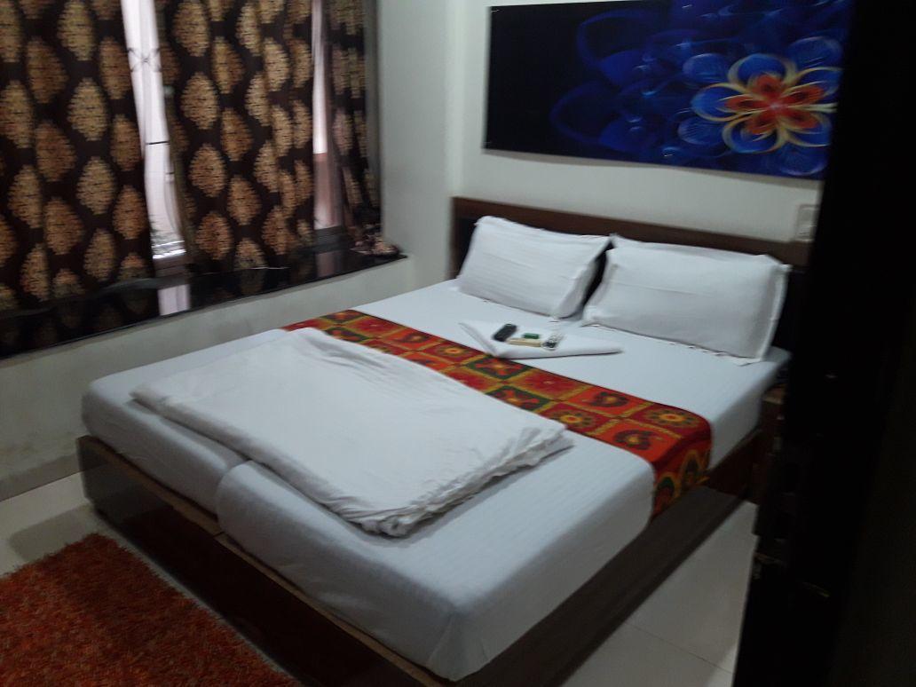 Akshara Residency Hotel Mumbai Exterior foto